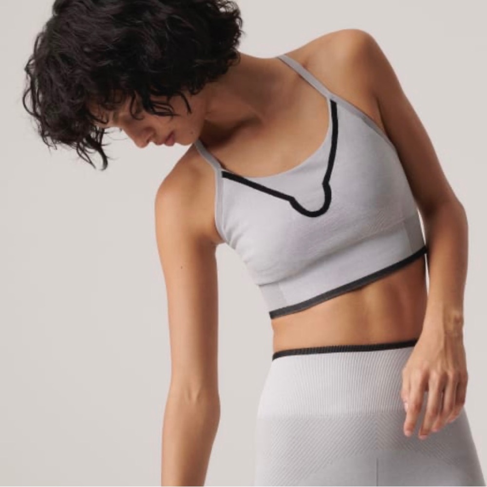 🖤 NWT🖤 ADIDAS Stella McCartney Medium Support Sports Bra